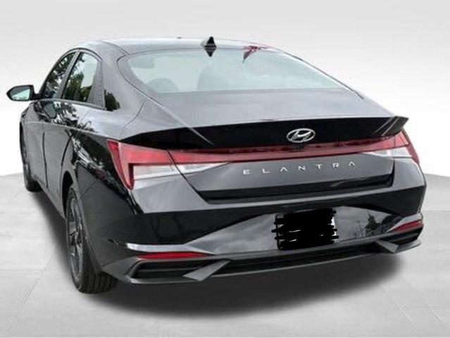  HYUNDAI ELANTRA 2022 Black