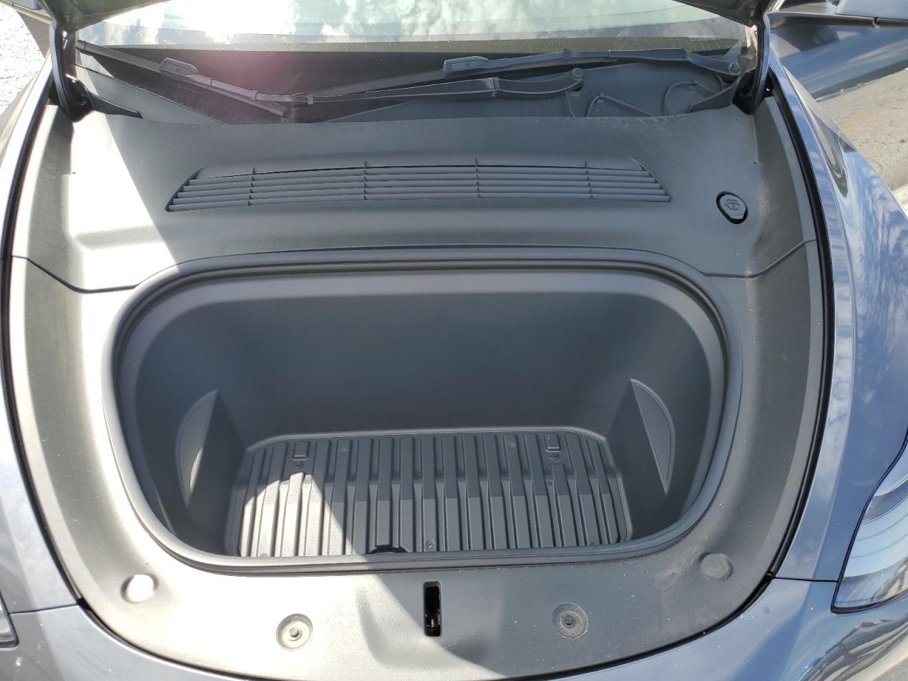 2021 Tesla Model Y VIN: 5YJYGDEF2MF246235 Lot: 69459685