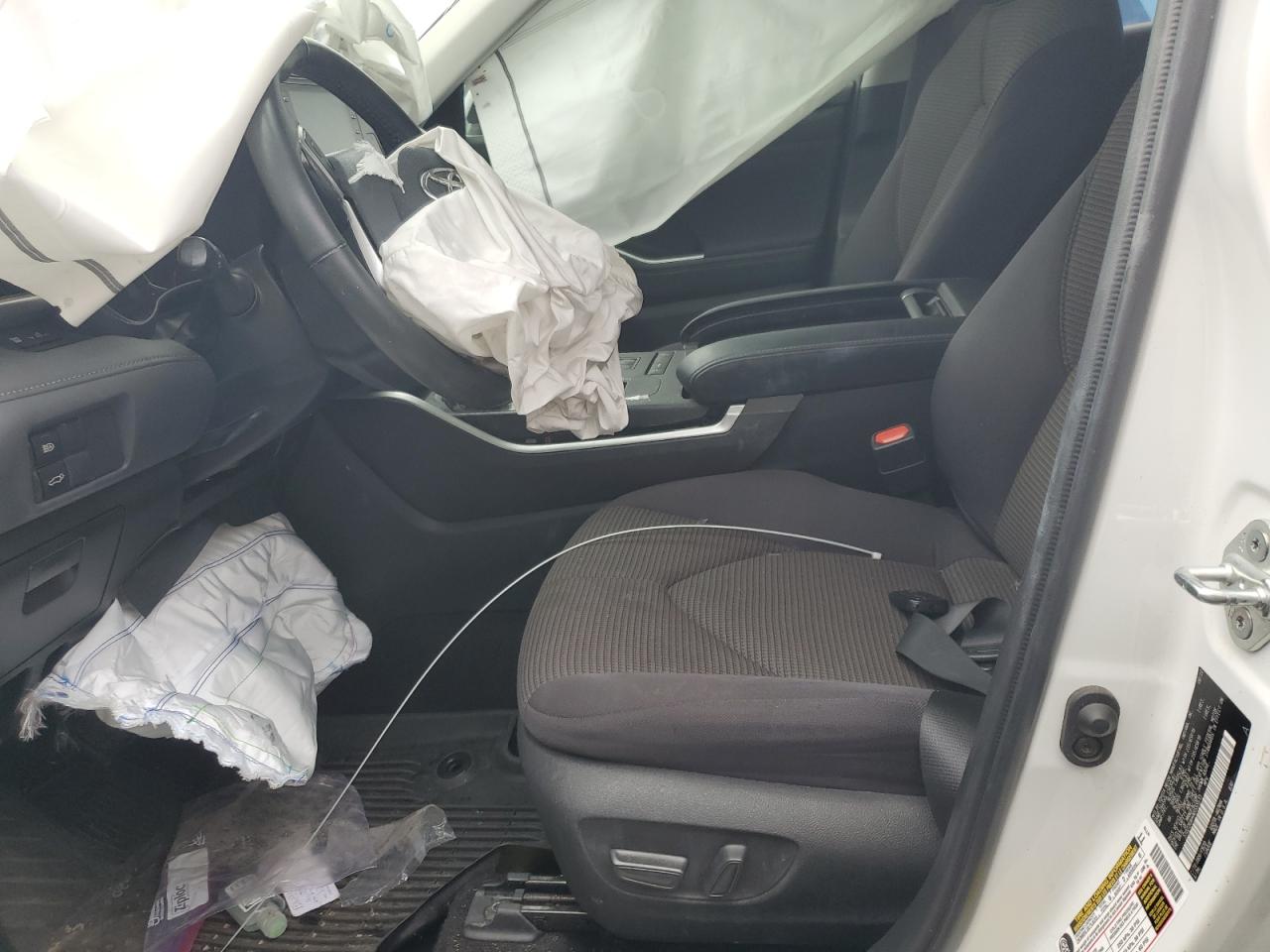 2022 Toyota Highlander L VIN: 5TDZZRAH4NS555513 Lot: 67022455