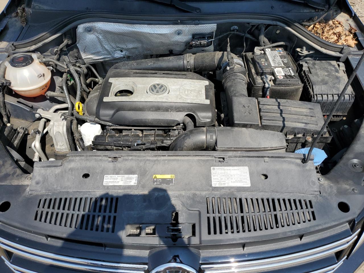 2018 Volkswagen Tiguan Limited VIN: WVGAV7AXXJK005539 Lot: 68510815