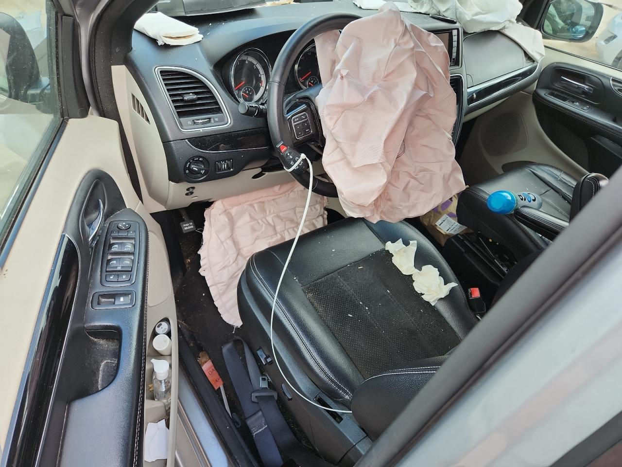 2017 Dodge Grand Caravan Sxt VIN: 2C4RDGCG2HR600789 Lot: 70006815