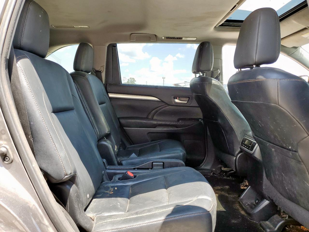 2015 Toyota Highlander Xle VIN: 5TDKKRFHXFS059129 Lot: 68142485