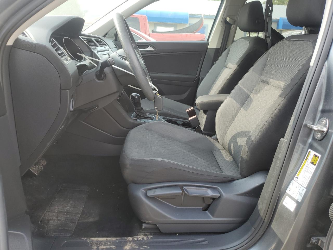 2019 Volkswagen Tiguan S VIN: 3VV1B7AX2KM144492 Lot: 68651085