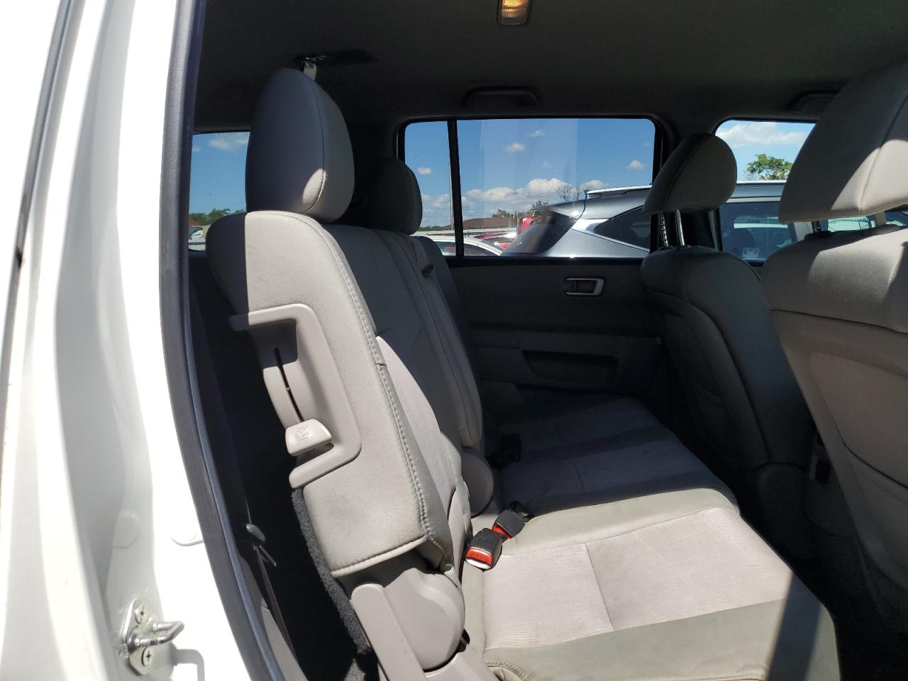 2012 Honda Pilot Ex VIN: 5FNYF4H45CB026048 Lot: 70054535