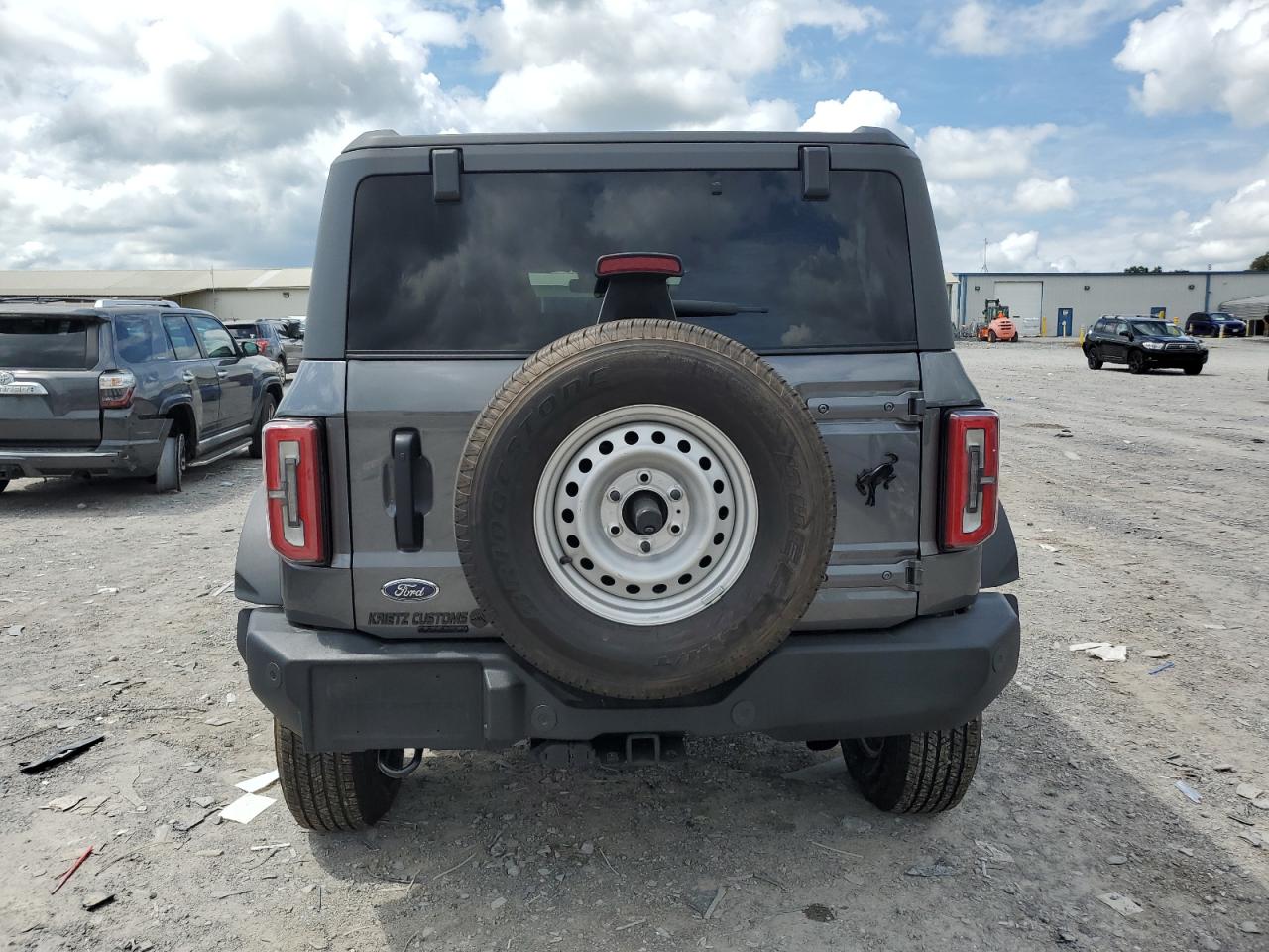 2022 Ford Bronco Base VIN: 1FMEE5DP7NLA72181 Lot: 67750975