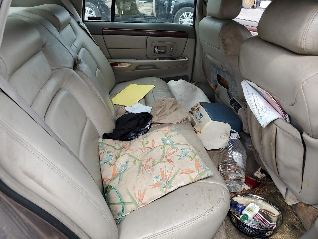 1999 Cadillac Deville VIN: 1G6KD54YXXU739912 Lot: 70653015