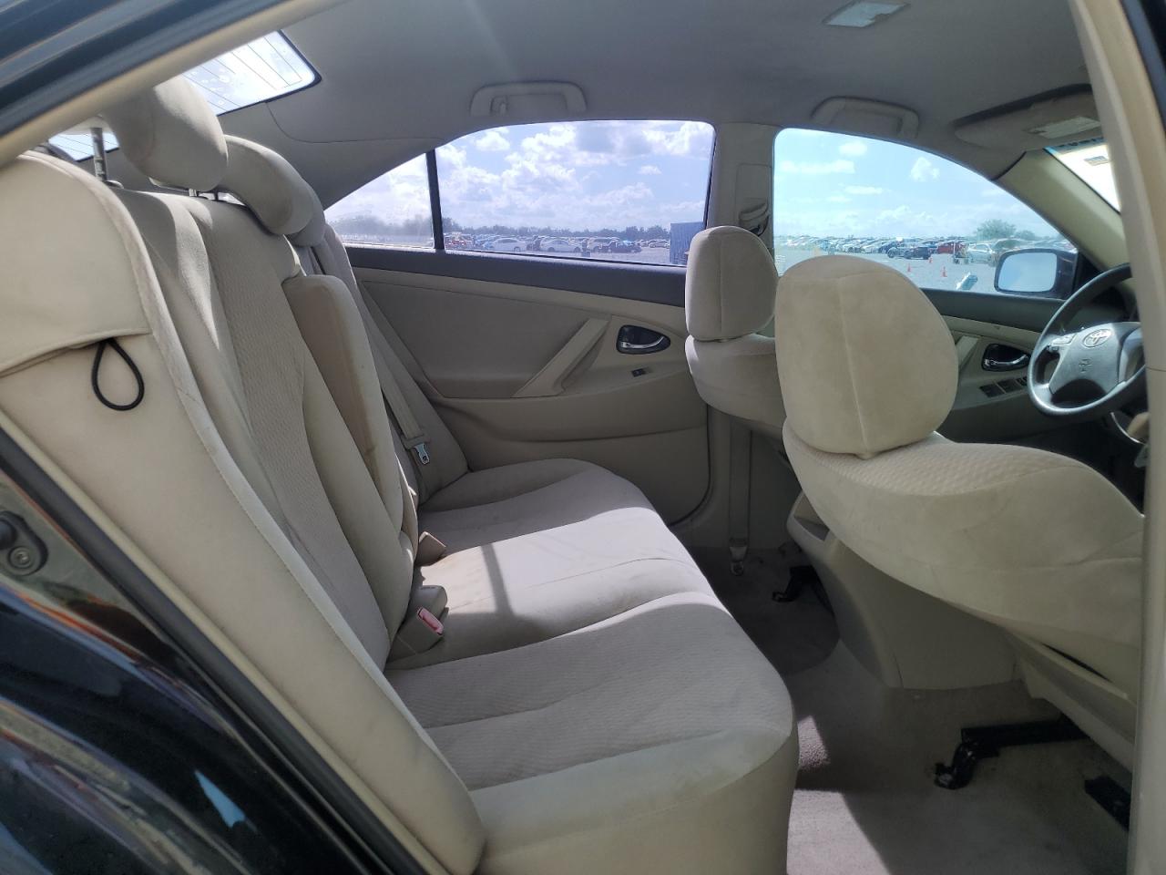 2010 Toyota Camry Base VIN: 4T1BF3EK7AU550157 Lot: 69600425