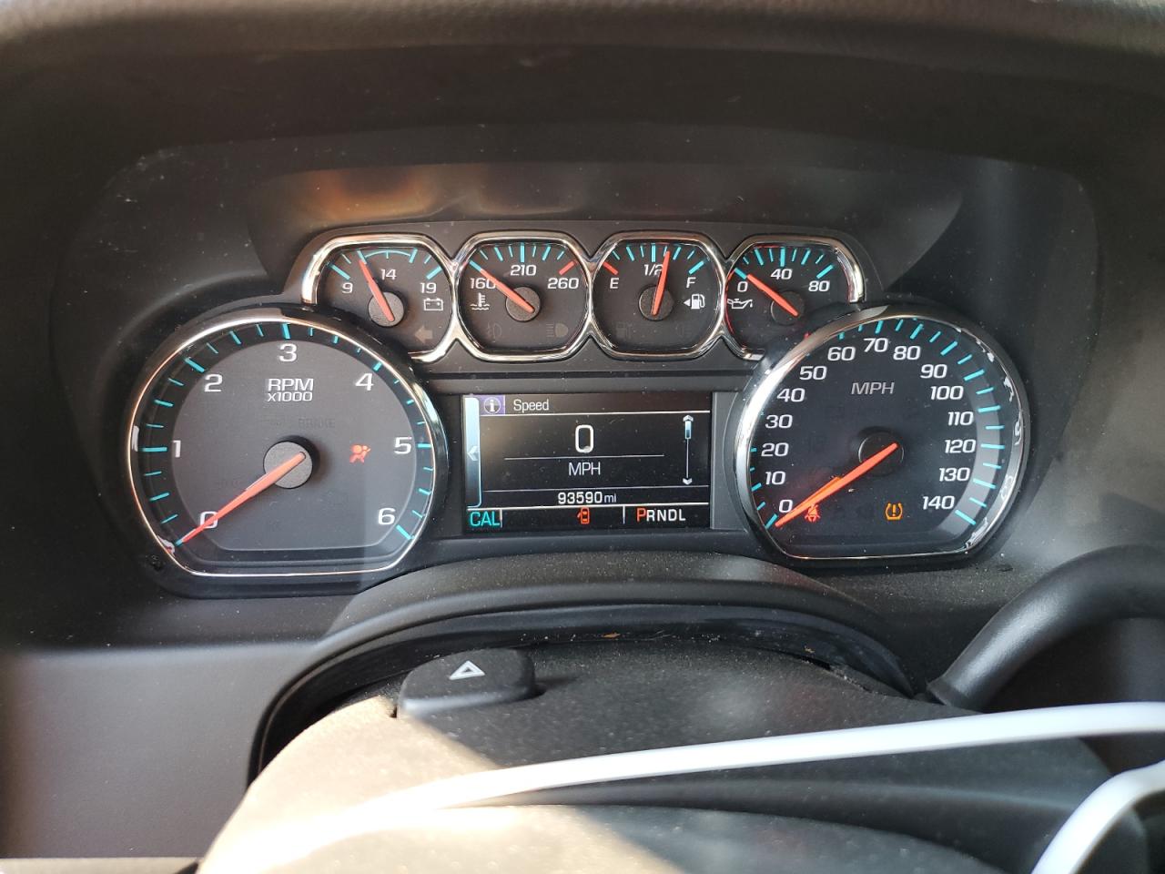 2018 GMC Yukon Sle VIN: 1GKS1AKC8JR340811 Lot: 68951975