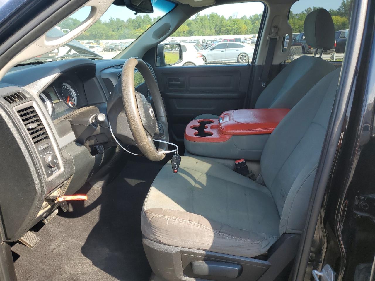 2015 Ram 1500 St VIN: 1C6RR7FG7FS520758 Lot: 68514405