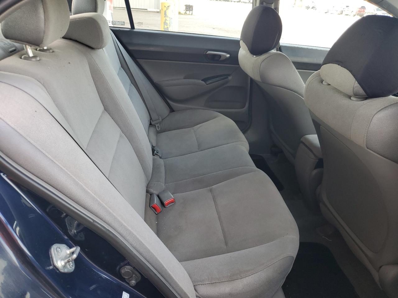 2008 Honda Civic Lx VIN: 1HGFA16528L112732 Lot: 70796385