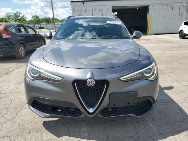  ALFA ROMEO STELVIO 2018 Серый