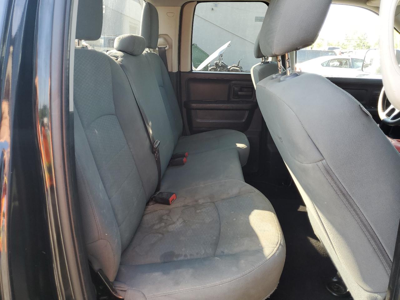 2015 Ram 1500 St VIN: 1C6RR7FG7FS520758 Lot: 68514405