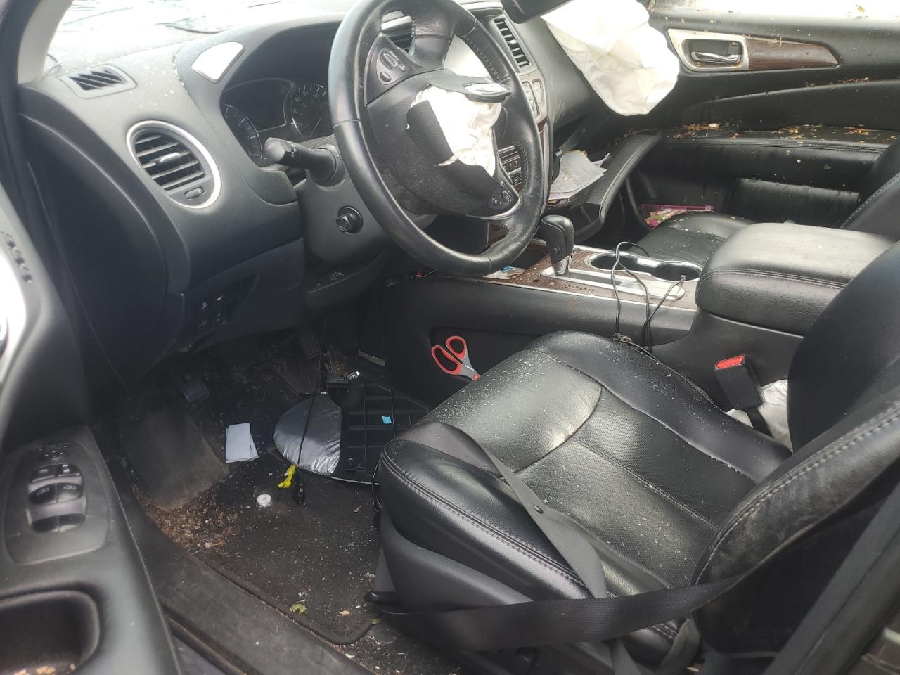 2018 Nissan Pathfinder S VIN: 5N1DR2MN8JC655561 Lot: 68703415