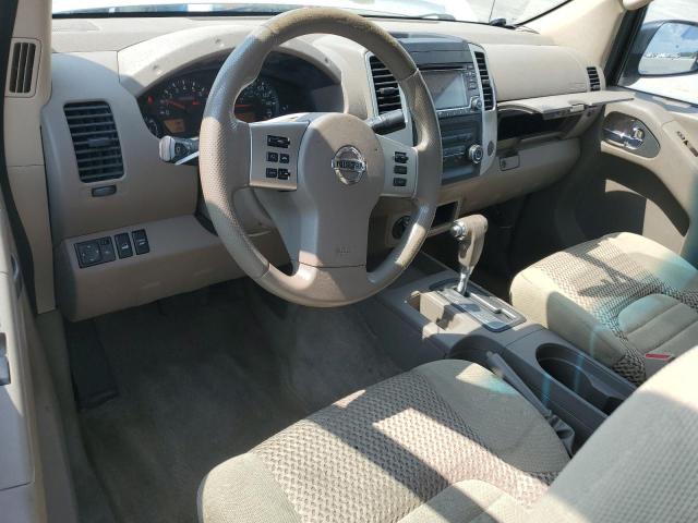 Pickups NISSAN FRONTIER 2015 Biały