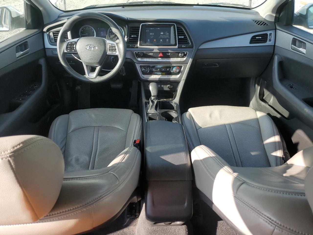 2018 Hyundai Sonata Se VIN: 5NPE24AF5JH658699 Lot: 70456815