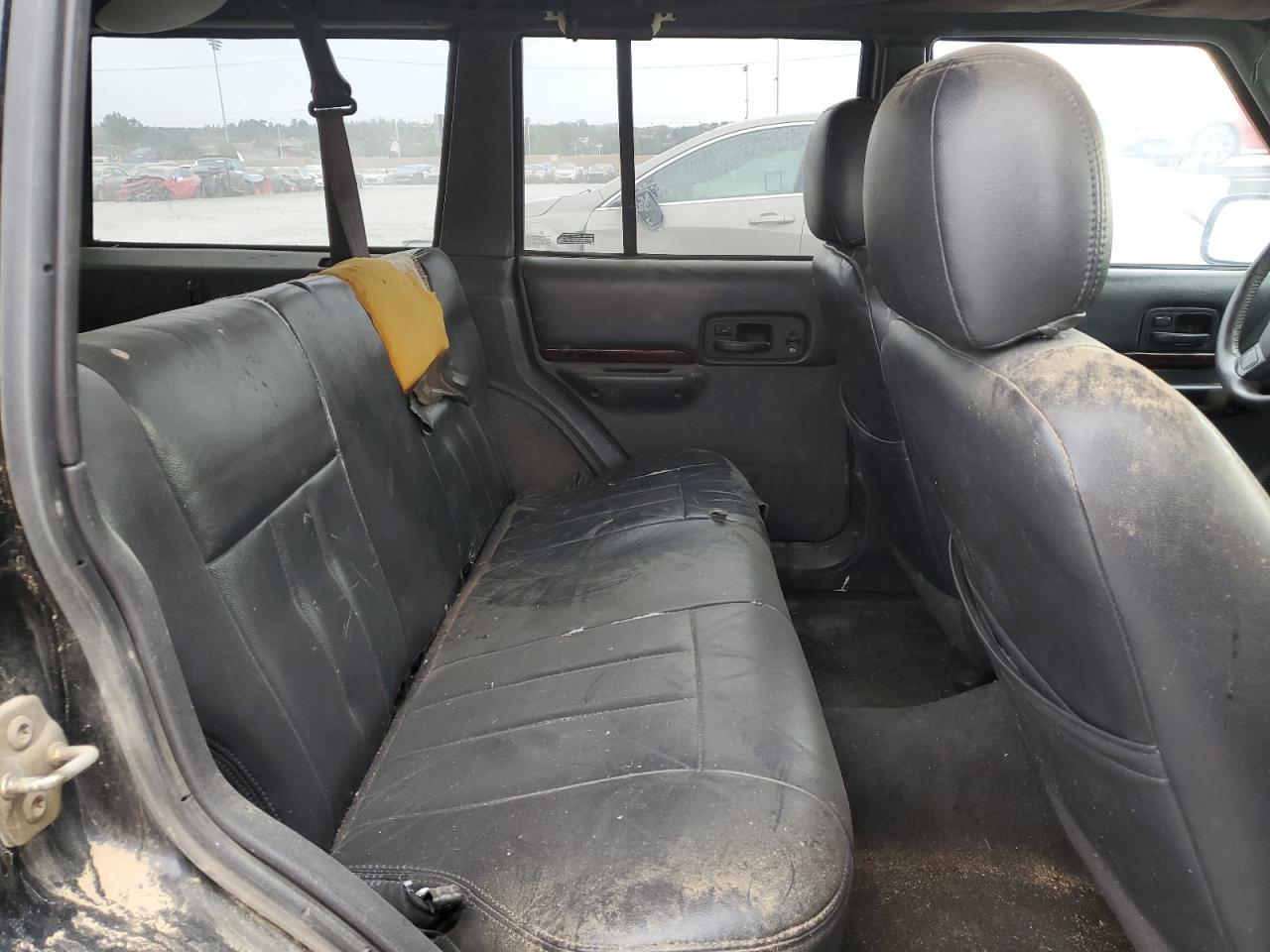 2000 Jeep Cherokee Sport VIN: 1J4FT48SXYL111271 Lot: 71048805