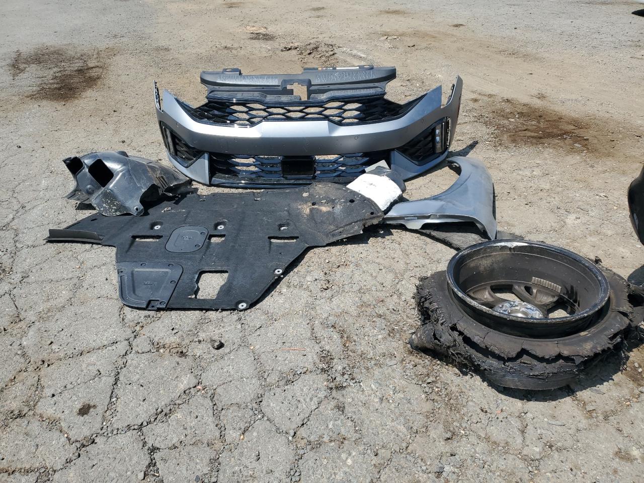 2025 Kia K5 Gt Line VIN: KNAG64J73S5376601 Lot: 69869865