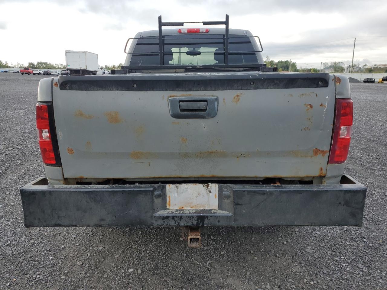 2010 Chevrolet Silverado K1500 VIN: 1GCSKPE33AZ280945 Lot: 70032845