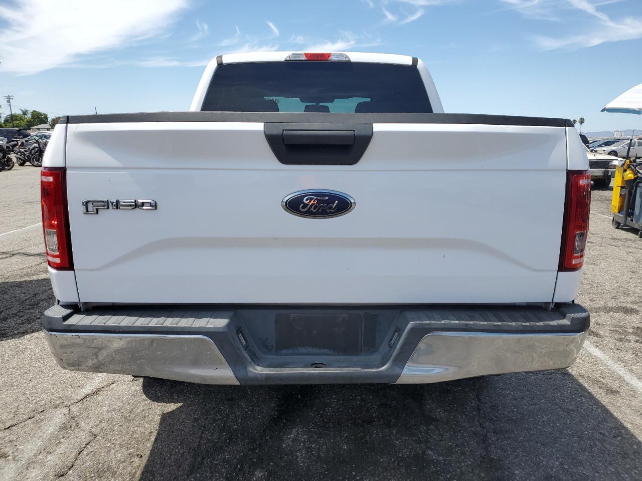 2016 Ford F150 Supercrew VIN: 1FTEW1CG2GKD01404 Lot: 70130405