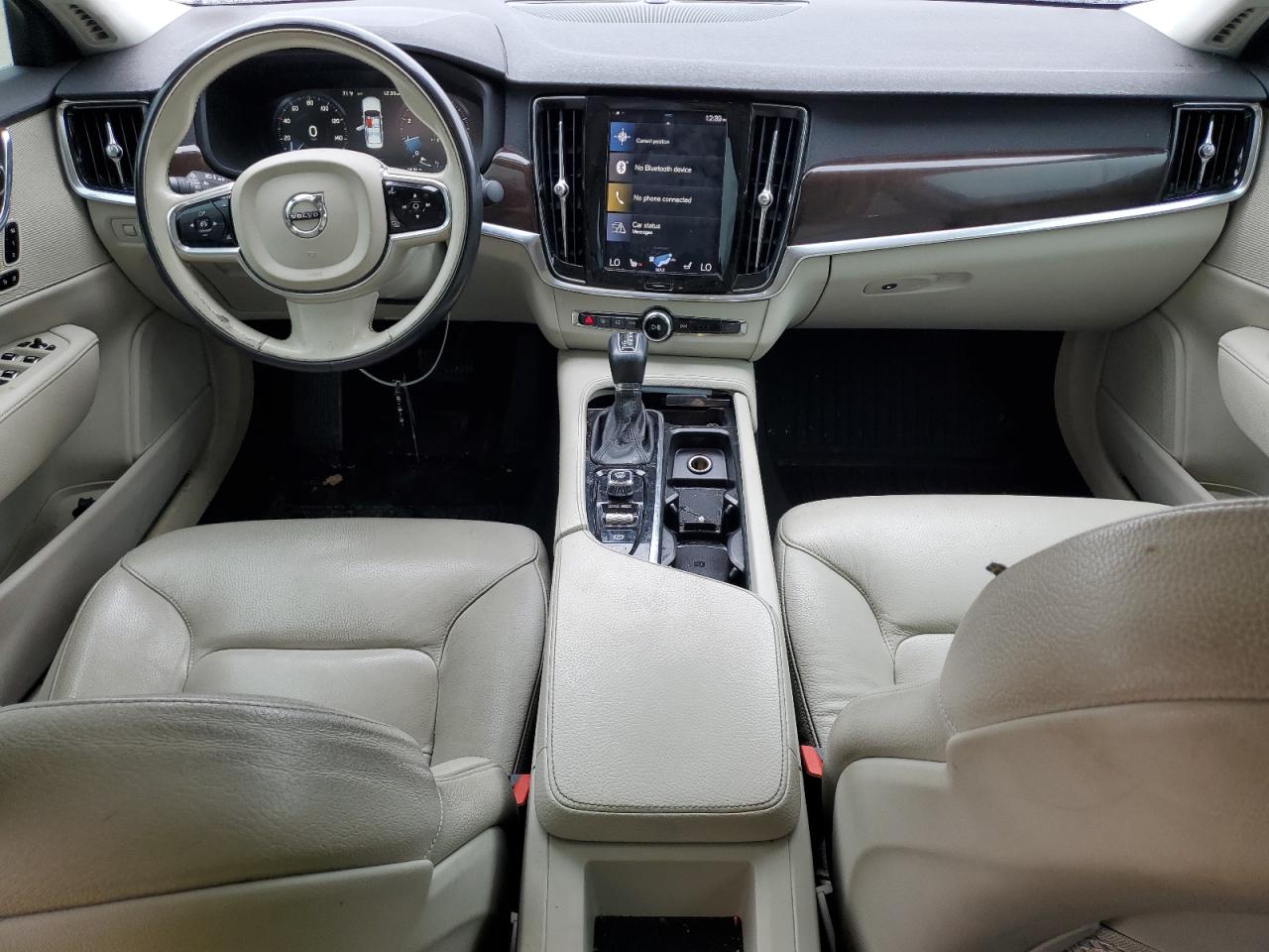 2019 Volvo S90 T5 Momentum VIN: LVY102AK0KP111053 Lot: 71067305