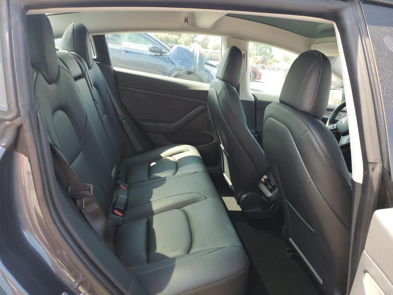 2022 Tesla Model 3 VIN: 5YJ3E1EB7NF360454 Lot: 67429675