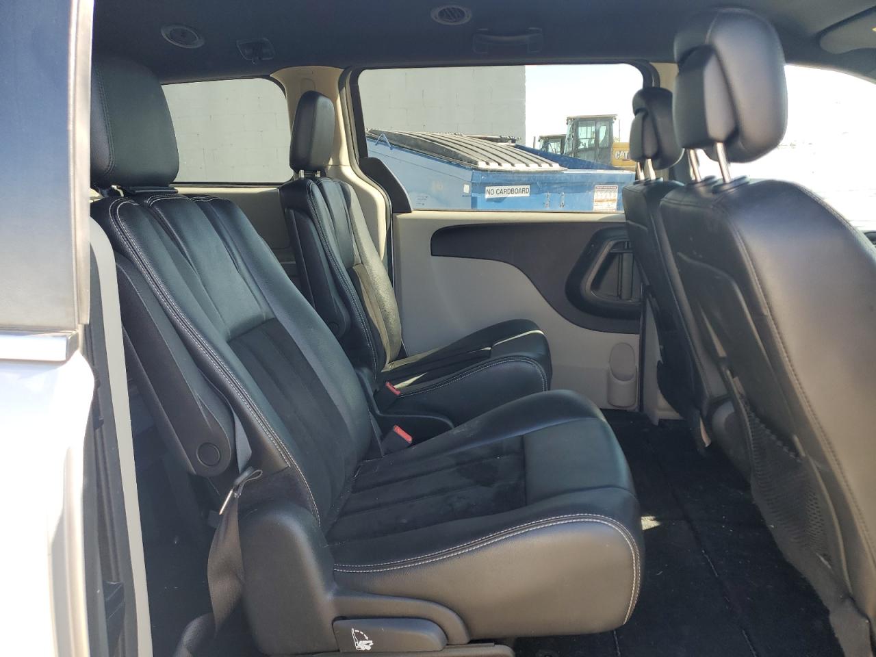 2017 Dodge Grand Caravan Sxt VIN: 2C4RDGCG6HR664463 Lot: 70034775