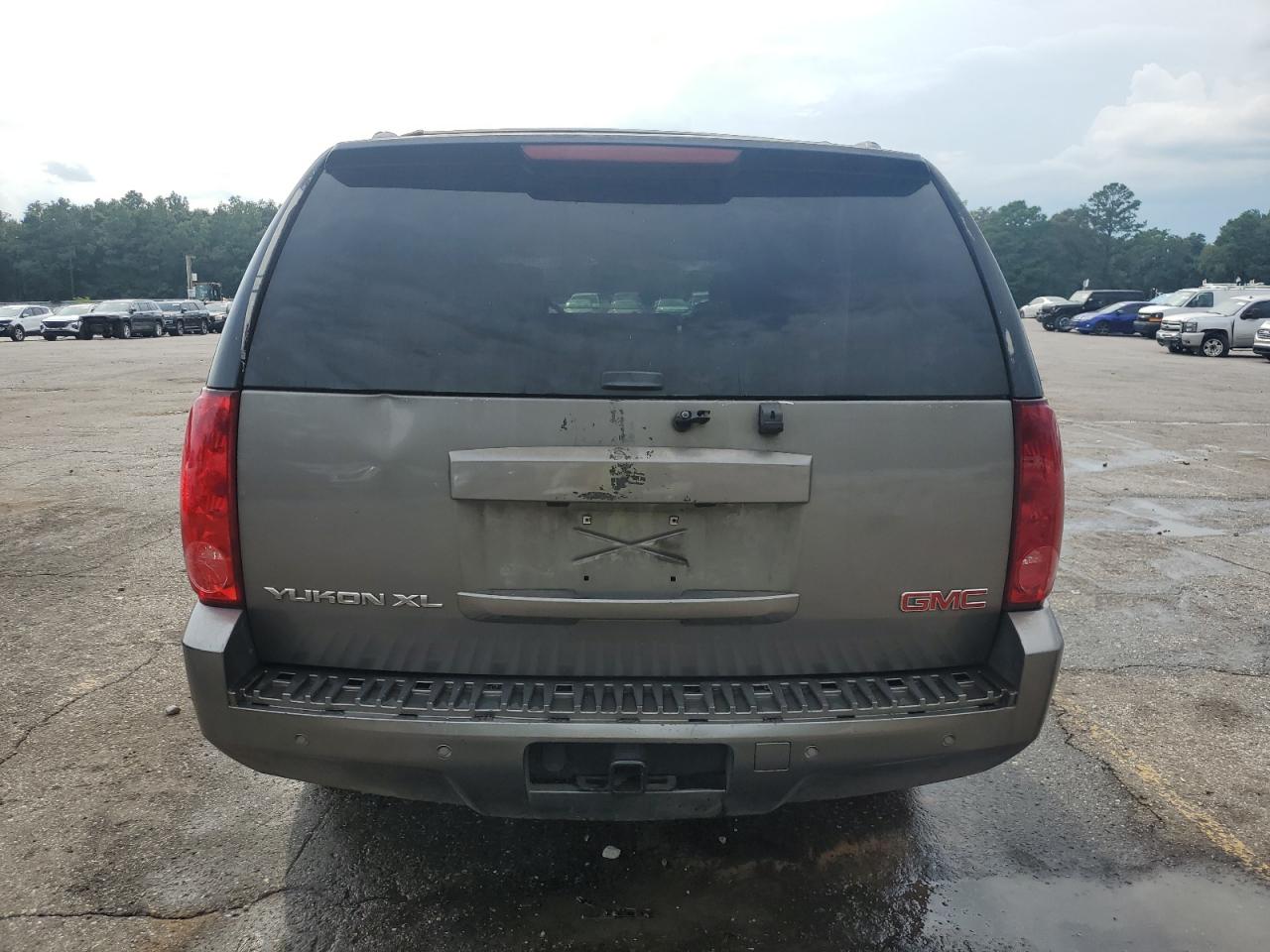 2008 GMC Yukon Xl C1500 VIN: 1GKFC16J88J187232 Lot: 70752965