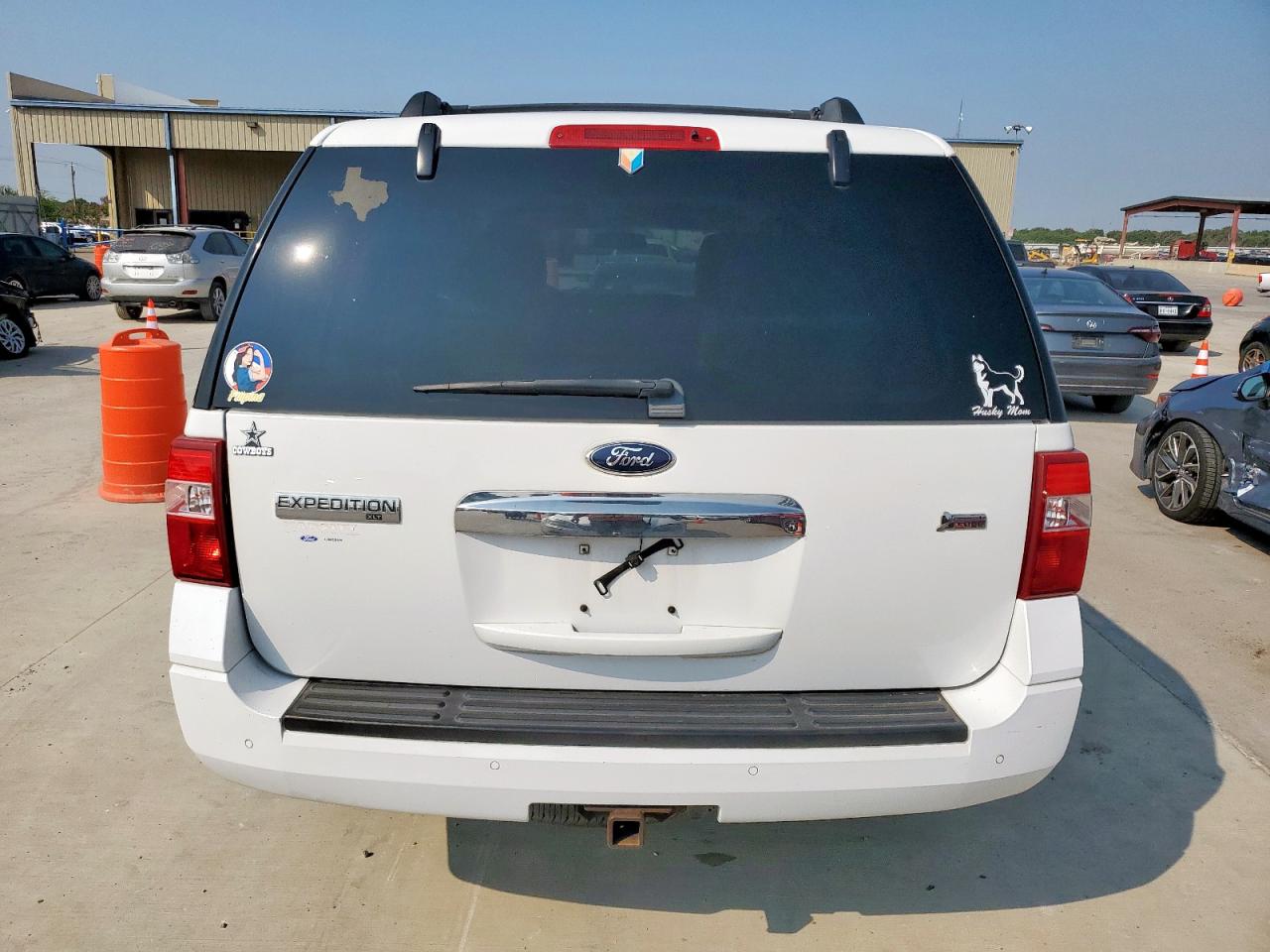 2014 Ford Expedition Xlt VIN: 1FMJU1H52EEF23363 Lot: 70093145