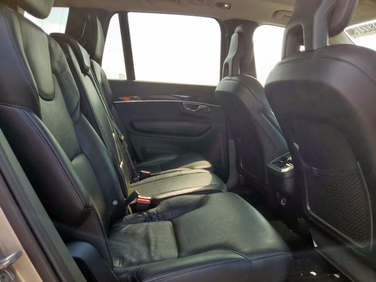 2018 Volvo Xc90 T6 VIN: YV4A22PK1J1388463 Lot: 70182275