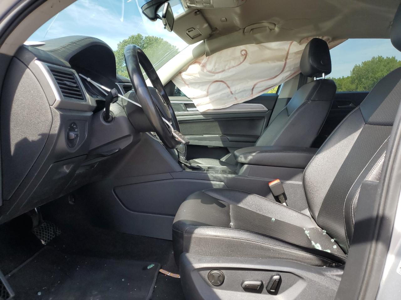 2018 Volkswagen Atlas Se VIN: 1V2CR2CAXJC511975 Lot: 71067985