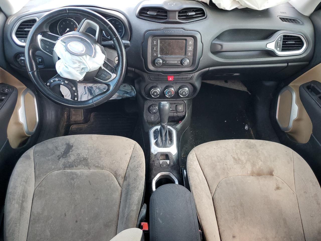 2015 Jeep Renegade Latitude VIN: ZACCJBBT9FPB33842 Lot: 68658125