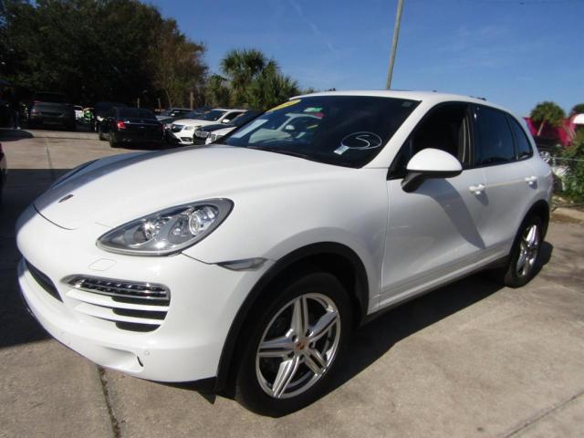 2014 PORSCHE CAYENNE    à vendre chez Copart FL - ORLANDO SOUTH