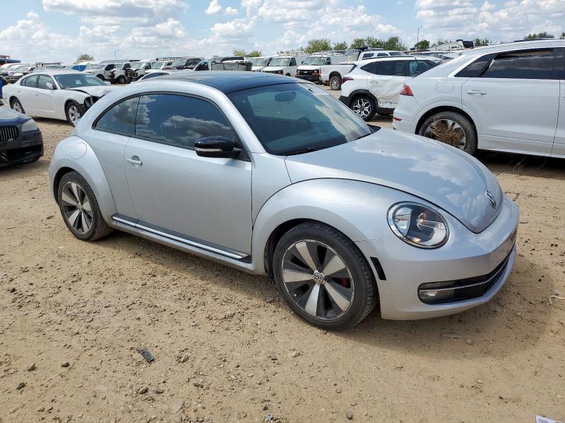  VOLKSWAGEN BEETLE 2012 Srebrny
