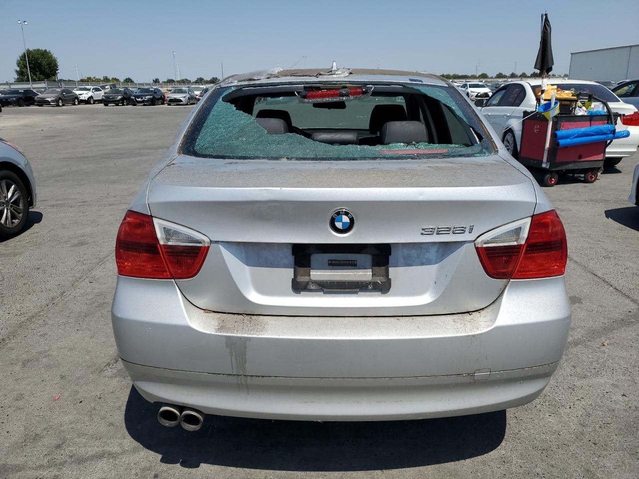 2008 BMW 328 I VIN: WBAVA335X8K054060 Lot: 67501925