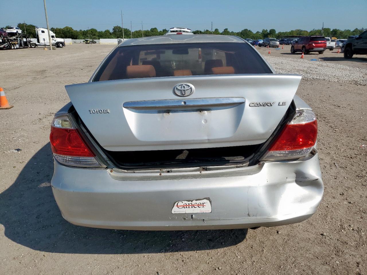 2005 Toyota Camry Le VIN: 4T1BF32K95U619747 Lot: 69208975
