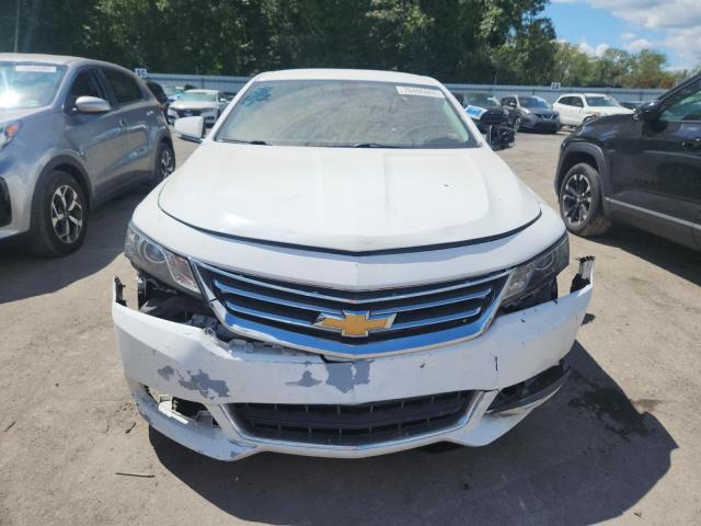 Sedans CHEVROLET IMPALA 2017 Biały