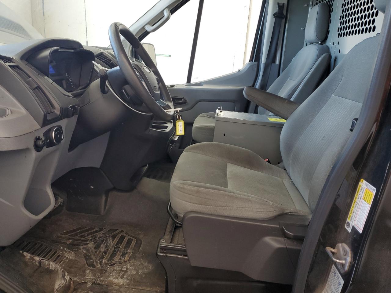 2015 Ford Transit T-250 VIN: 1FTYR2CMXFKA72954 Lot: 70469935