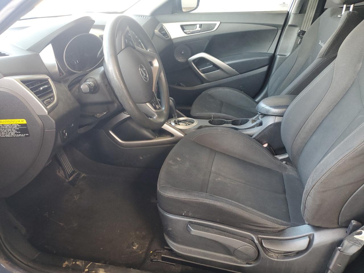 2016 Hyundai Veloster VIN: KMHTC6AD5GU272941 Lot: 70886025