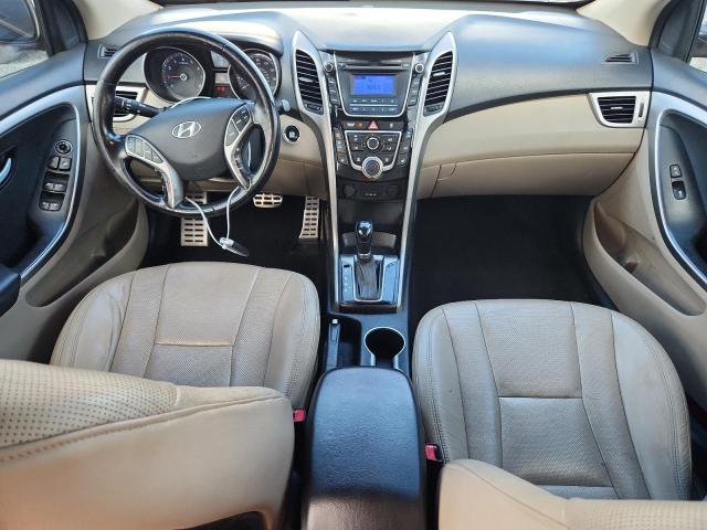  HYUNDAI ELANTRA 2014 Czerwony