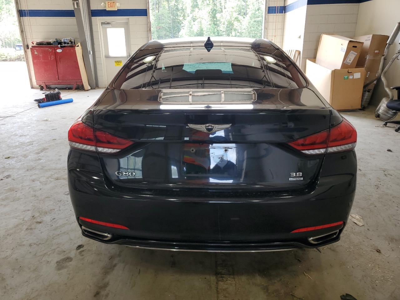 2018 Genesis G80 Base VIN: KMHGN4JE3JU235435 Lot: 67660405