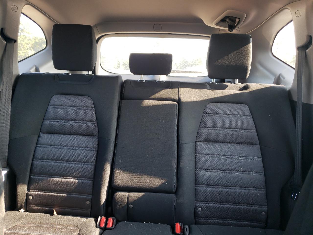 2019 Honda Cr-V Lx VIN: 2HKRW5H31KH411169 Lot: 69662125