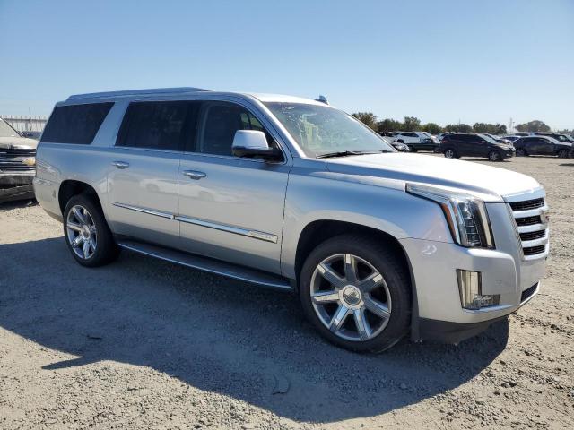  CADILLAC ESCALADE 2016 Srebrny