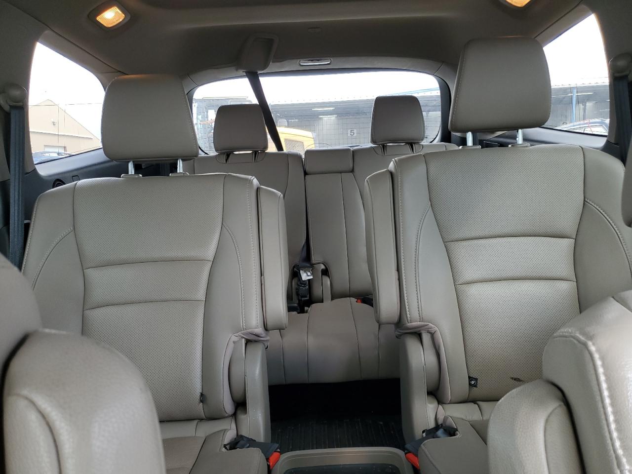 2017 Honda Pilot Elite VIN: 5FNYF6H0XHB028720 Lot: 70684675