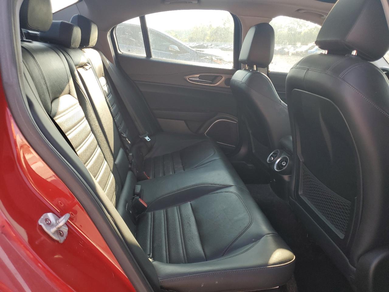 2017 Alfa Romeo Giulia Ti VIN: ZARFAECN1H7553776 Lot: 68849375