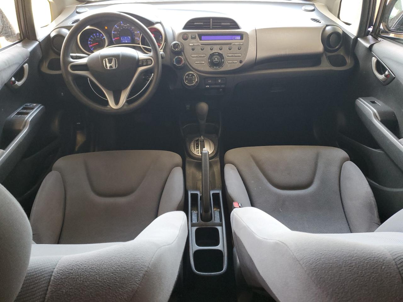 2013 Honda Fit VIN: JHMGE8H35DC008594 Lot: 70200615