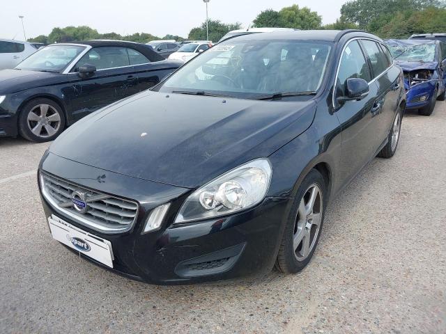 VOLVO V60 SE D3 2011