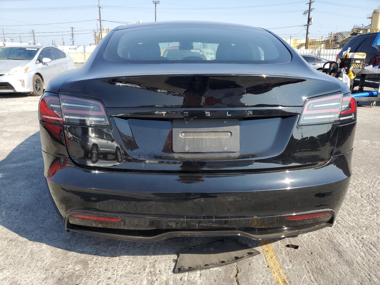 2024 Tesla Model S VIN: 5YJSA1E56RF537096 Lot: 68953245