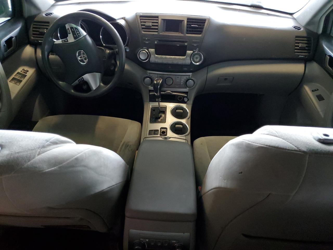 2011 Toyota Highlander Base VIN: 5TDZK3EH6BS039466 Lot: 68888475