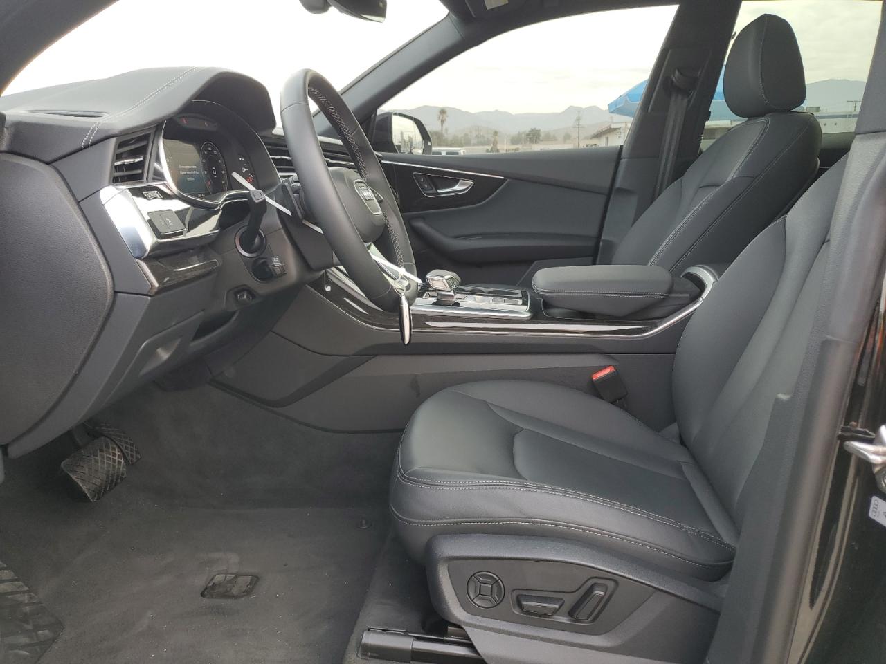 2025 Audi Q8 Premium VIN: WA1AVBF19SD004913 Lot: 70913595