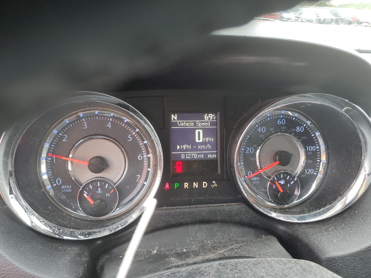 2016 Chrysler Town & Country Touring L VIN: 2C4RC1CG4GR303702 Lot: 68342885